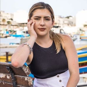 Meet your Posher, Rachel